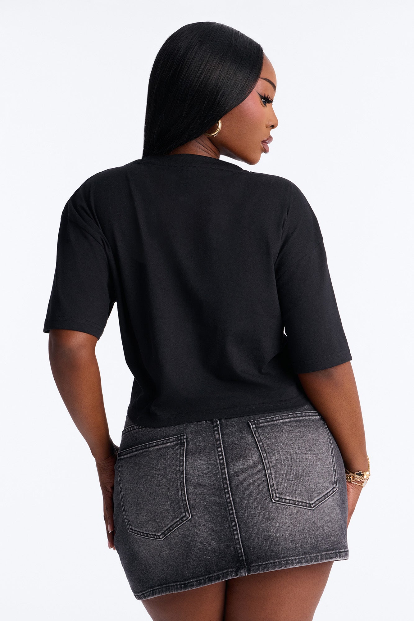 New York City Key Hole Cropped Tee - Black