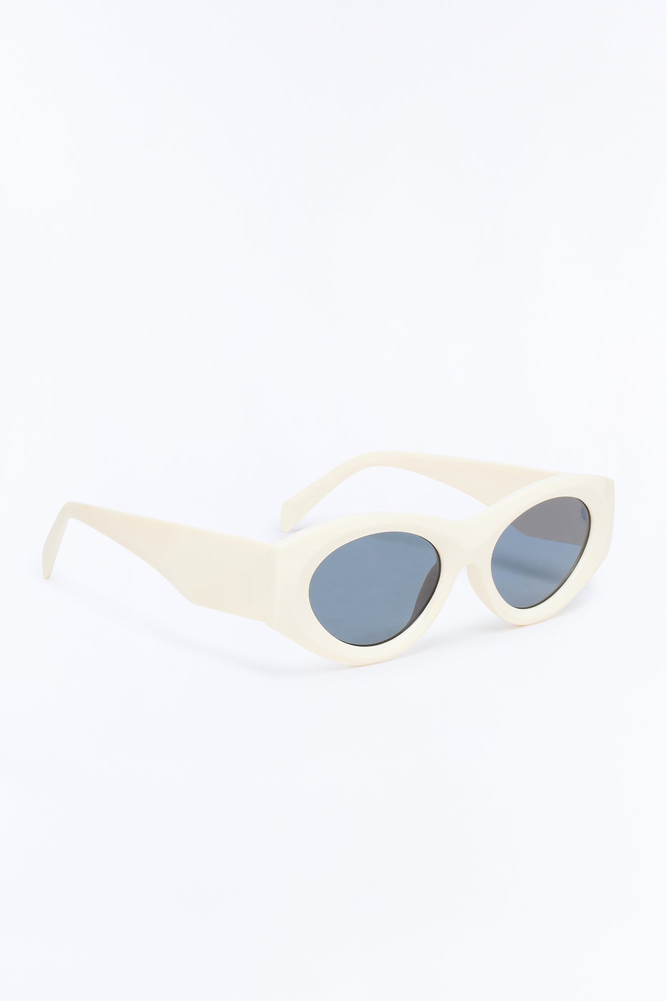 West Coast Wave Cat Eye Sunglasses - Ivory
