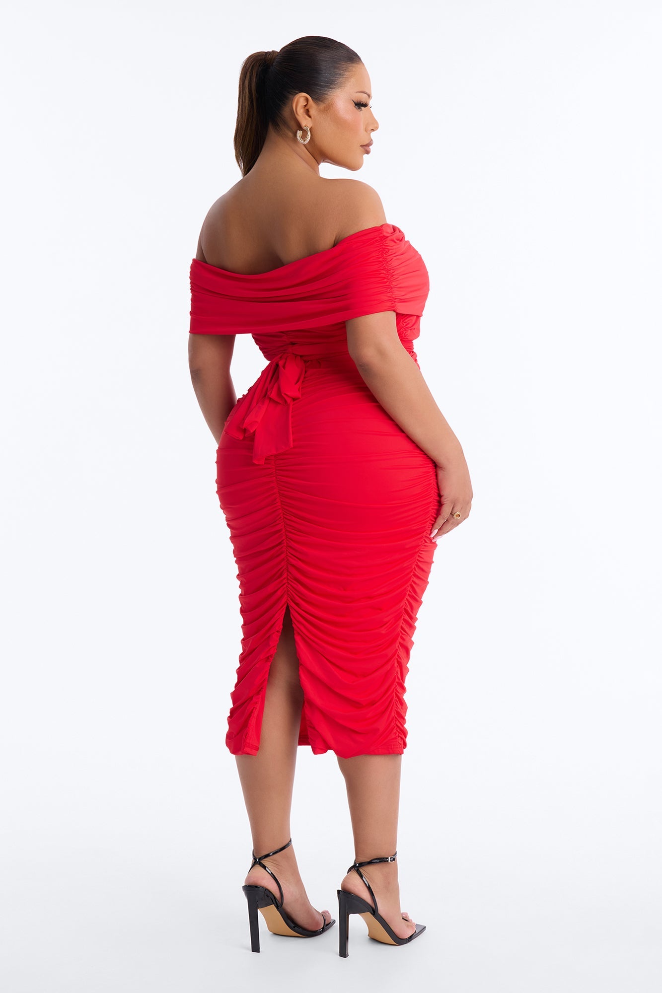 Thea Ruched Off Shoulder Midi Dress - Red