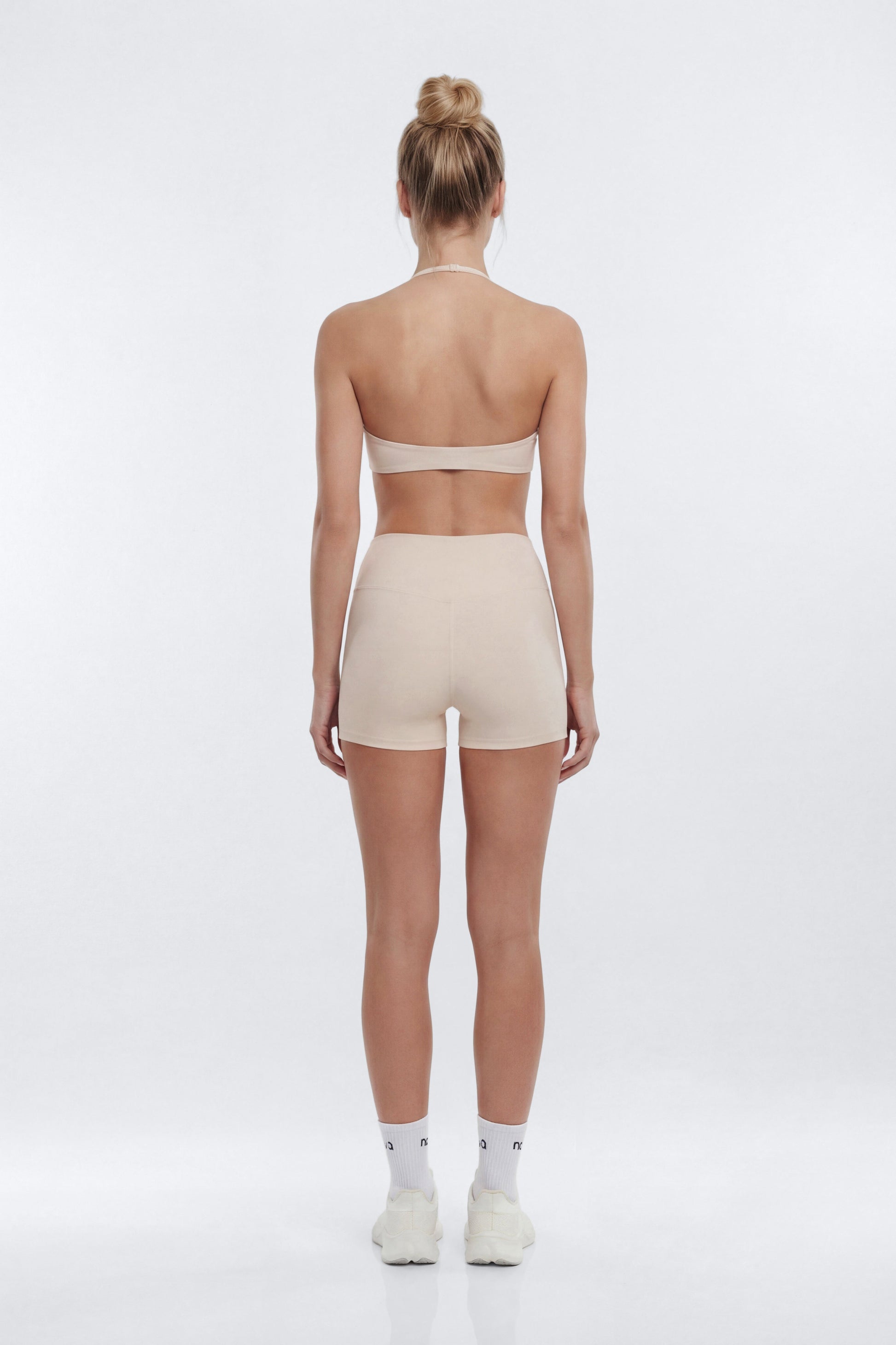 AirSculpt™ Scoop Halter Sports Bra - Oat Milk Fashion Nova