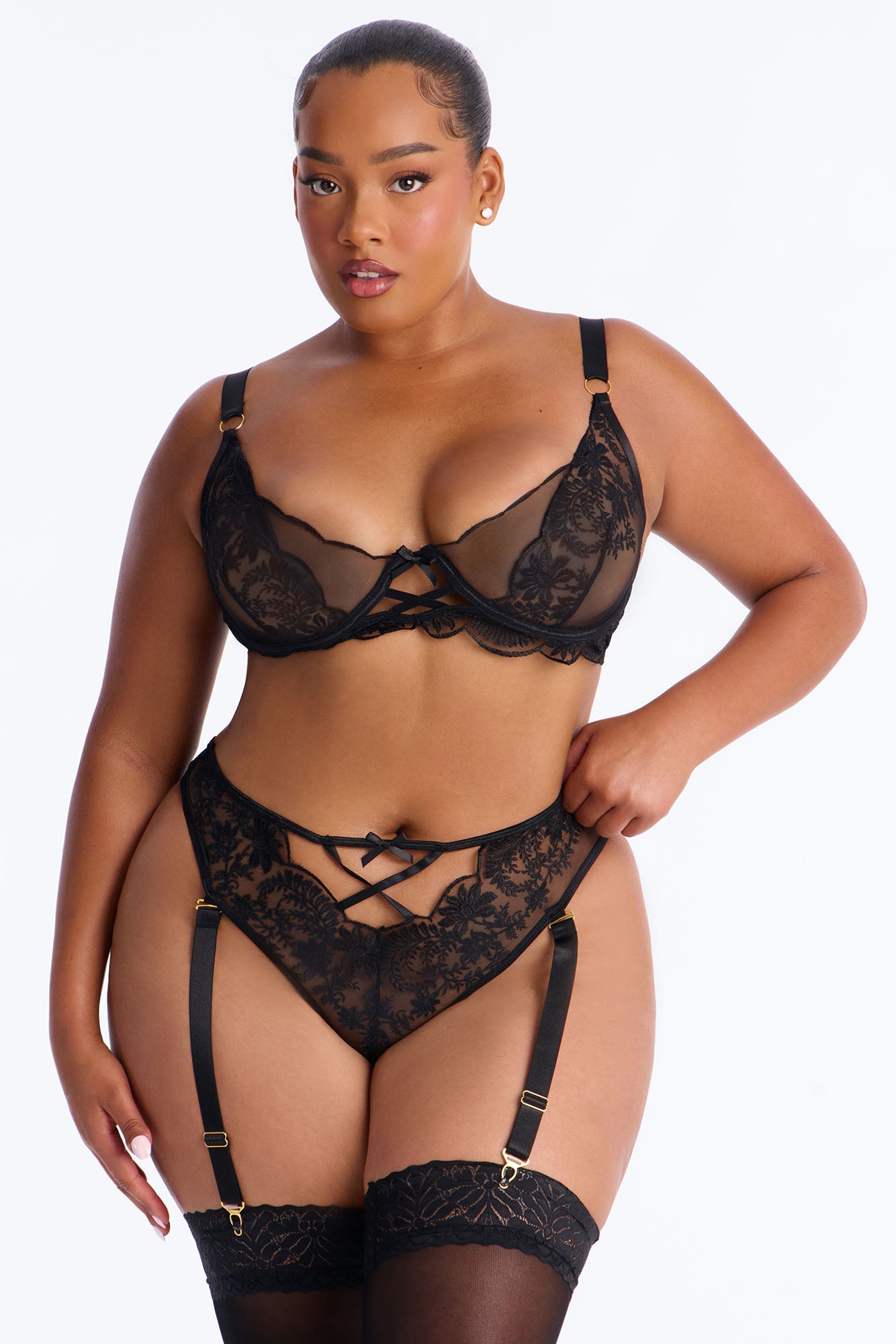 Just Can't Wait 2 Piece Mesh Embroidered Bra And Panty Set - Black