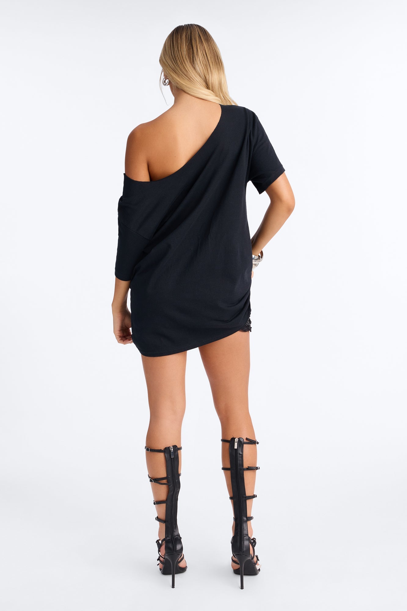 Gold Lips Off Shoulder Tee - Black