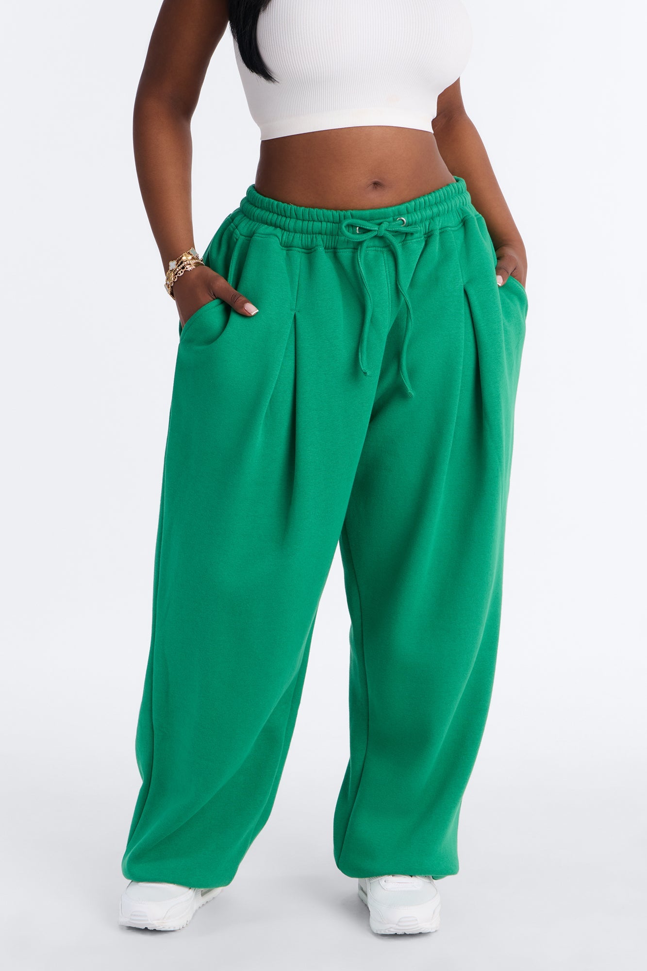 Mia Pleated Fleece Jogger Pants - Green