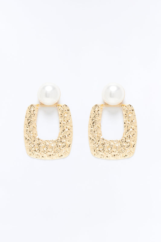 Knock The Pearls Drop Earrings - Gold