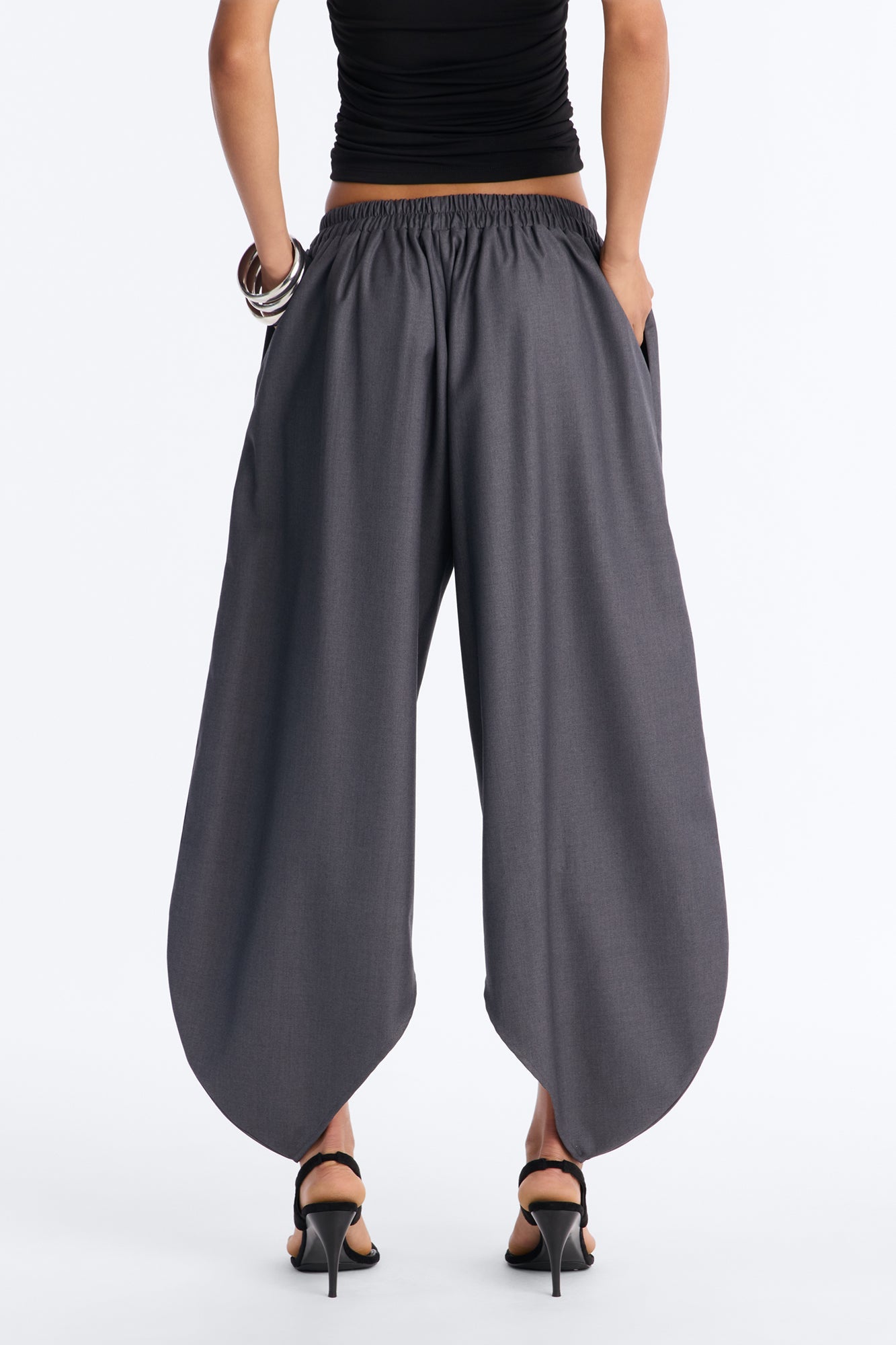 Bianca Barrel Leg Low Rise Pant - Charcoal