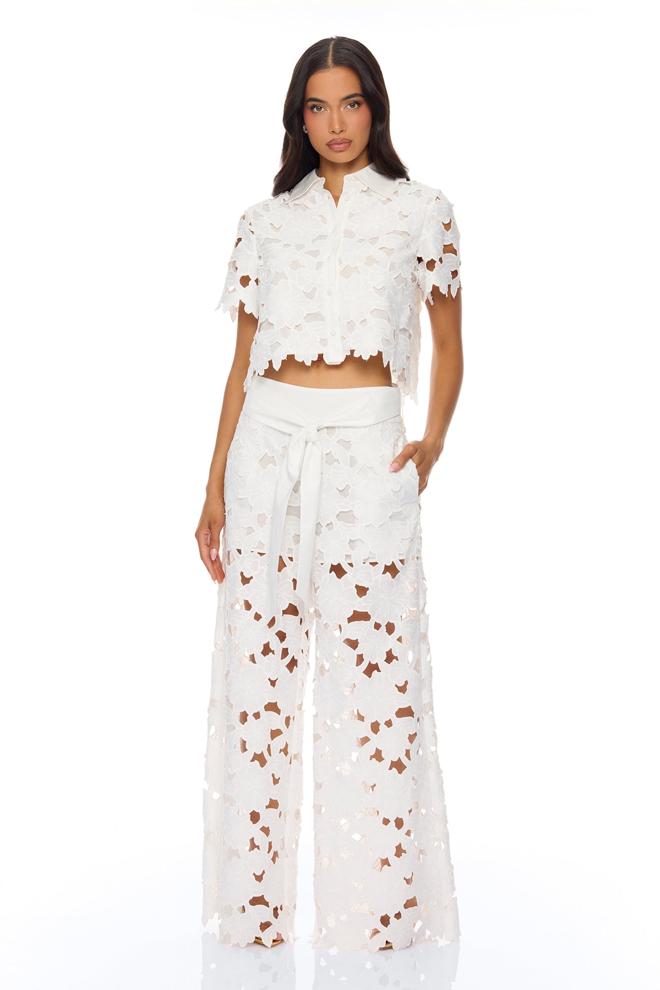 Kierra Wide Leg Embroidered Pant - White