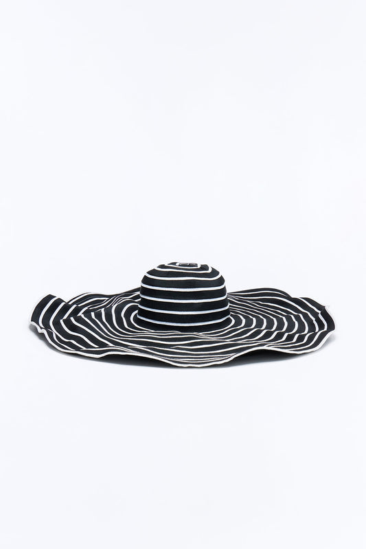 Drama On The Beach Sun Hat - Black/White