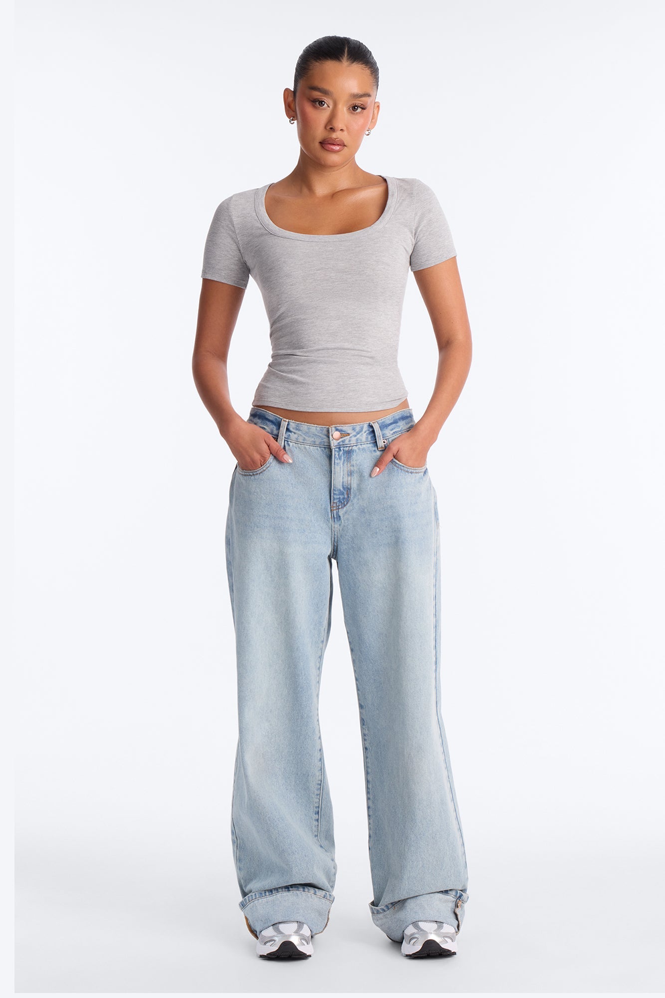 Sally Scoop Neck T-shirt - Heather Grey