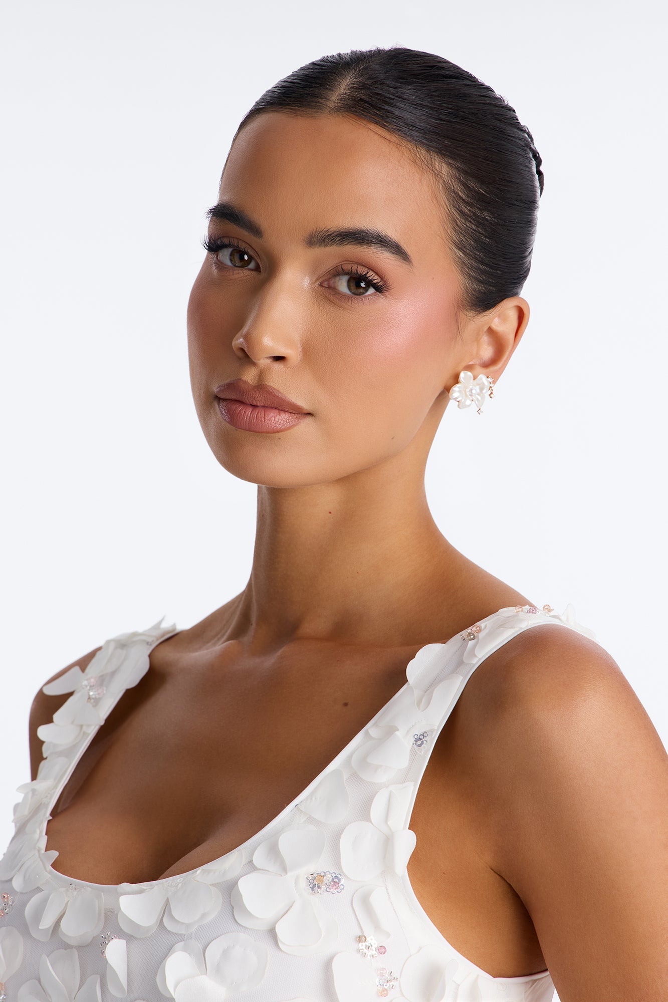 Petal Love Stud Earrings - White