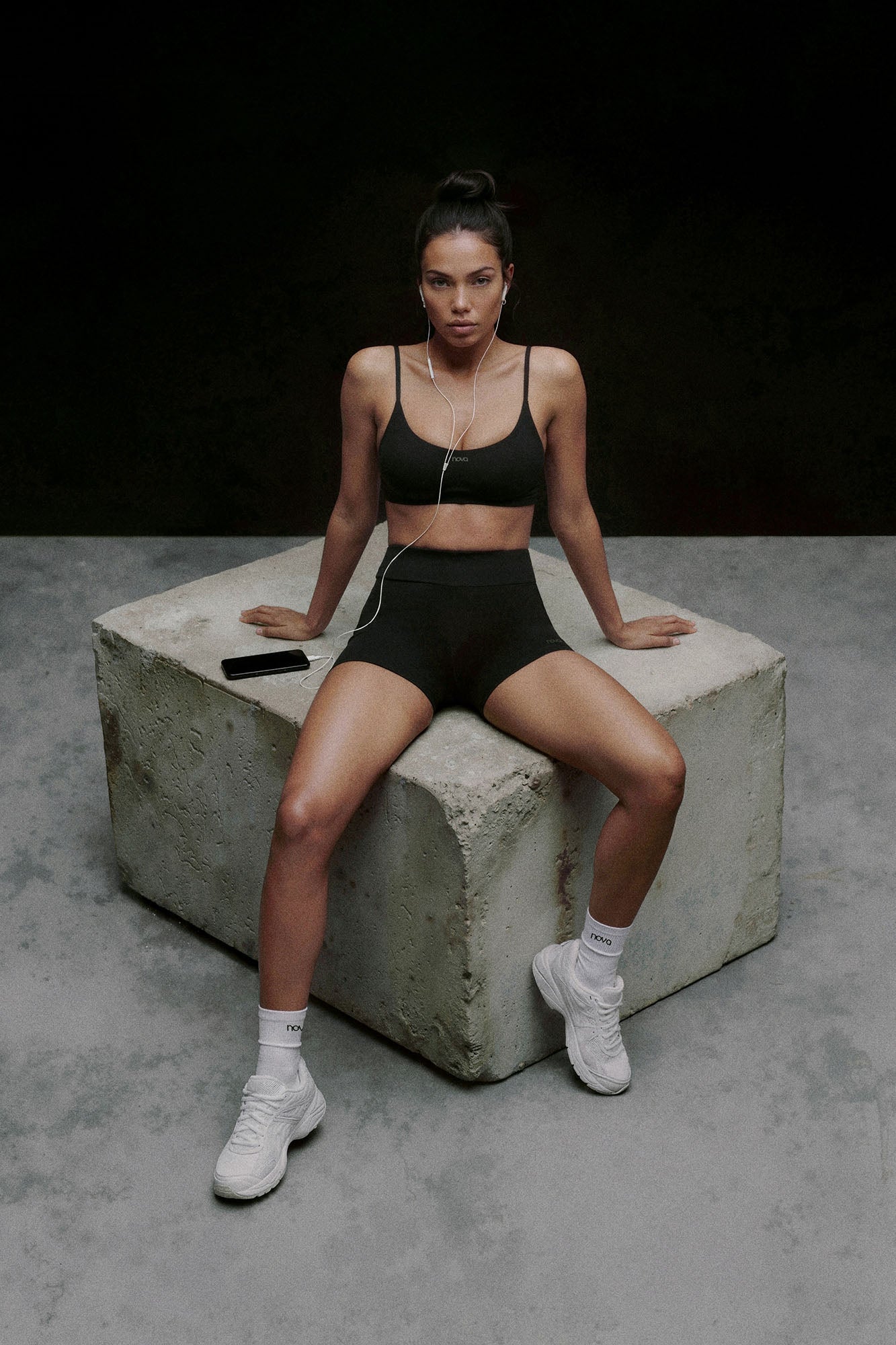 CloudForm™ Strappy Back Sports Bra - Black Fashion Nova